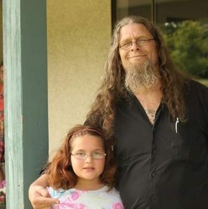 Meet your Posher, Laurali